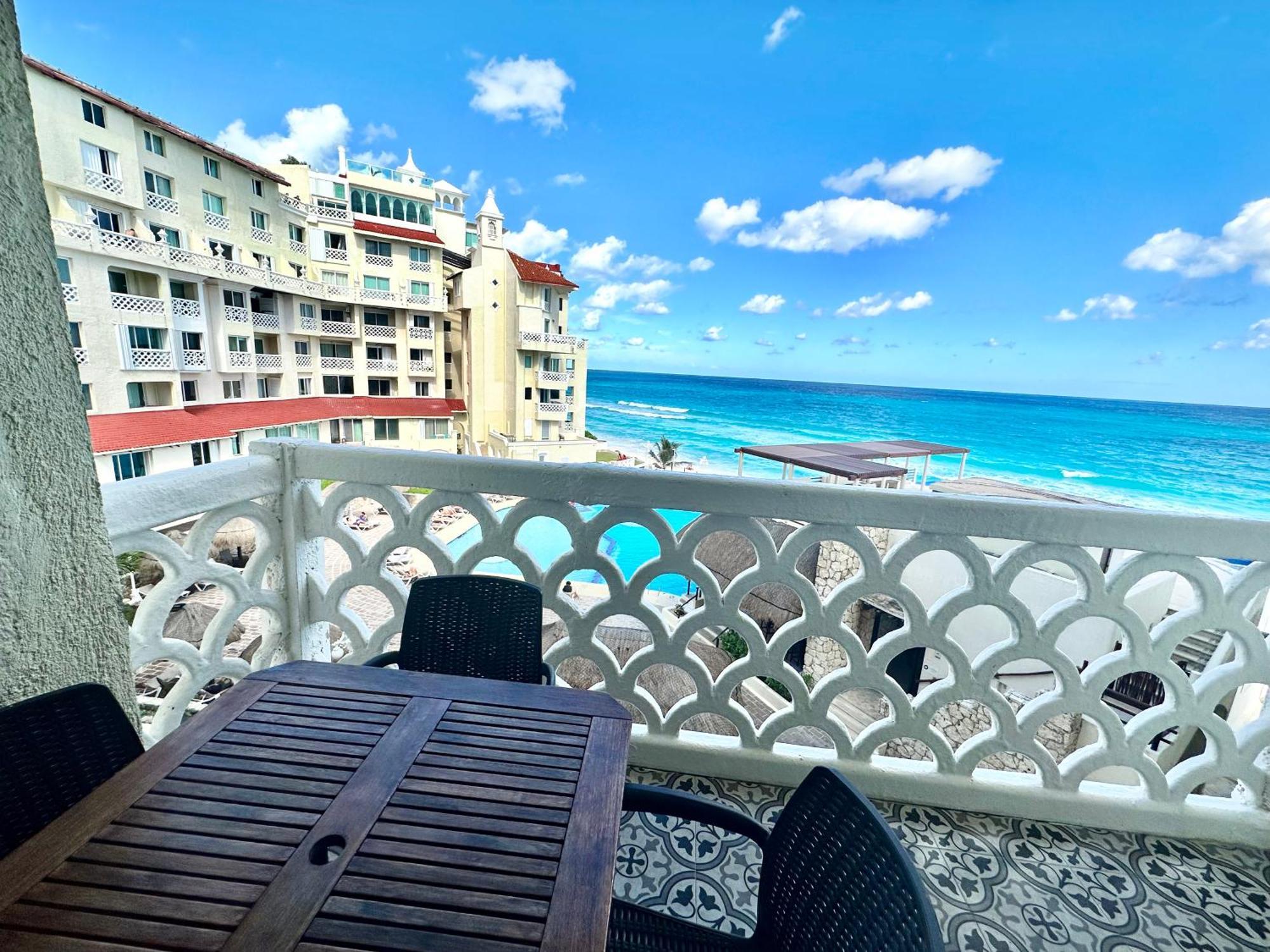 Cancun Plaza - Best Beach Exterior photo