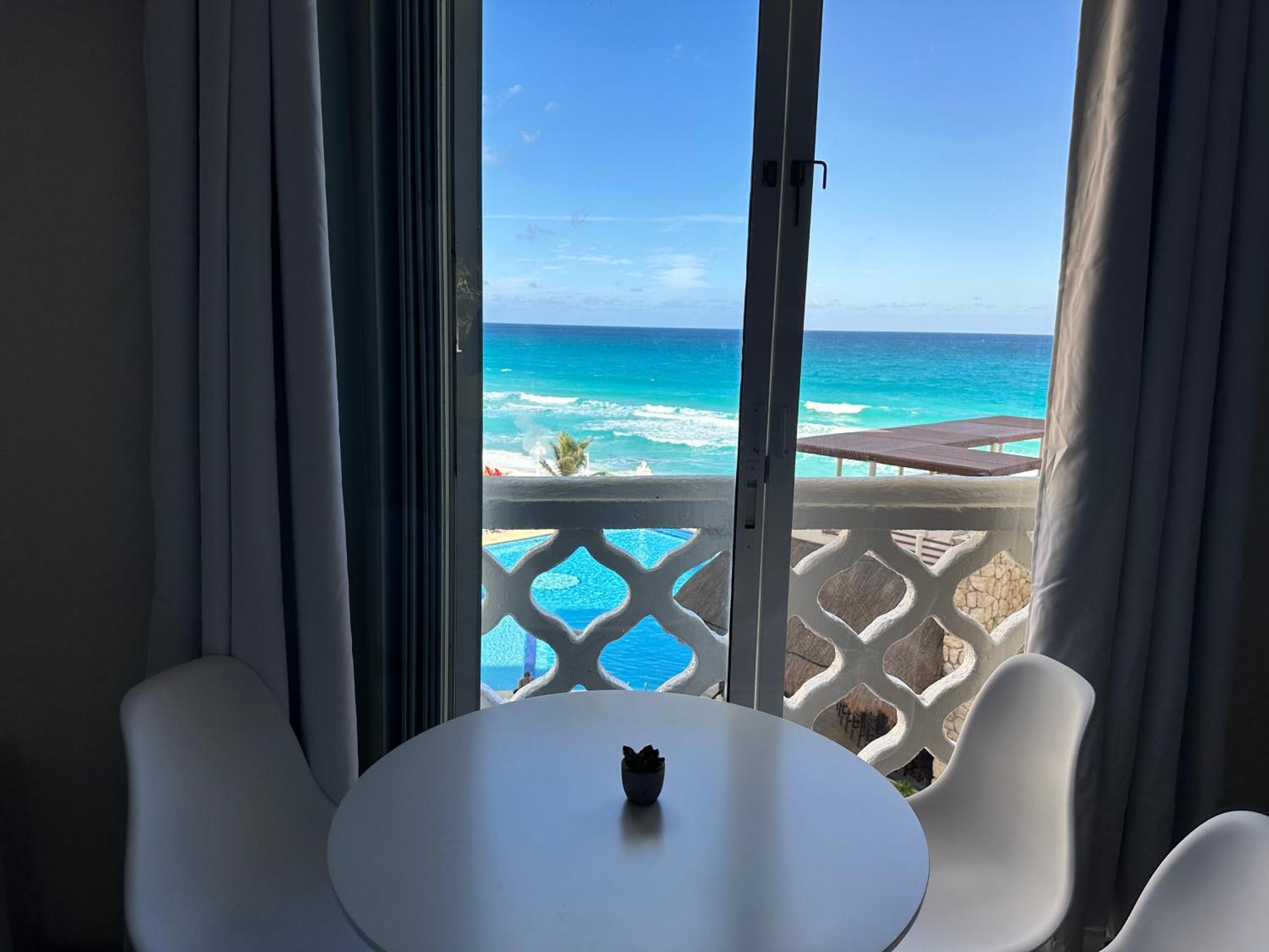 Cancun Plaza - Best Beach Exterior photo